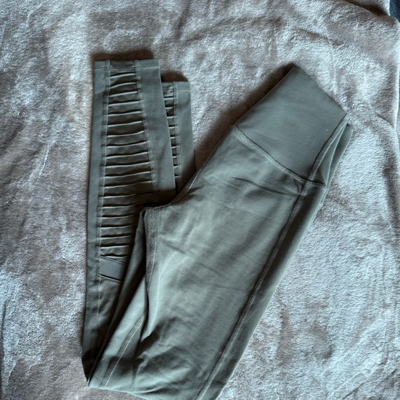 Alo Khaki Green High Waisted Moto Leggings - Picture 6 of 6